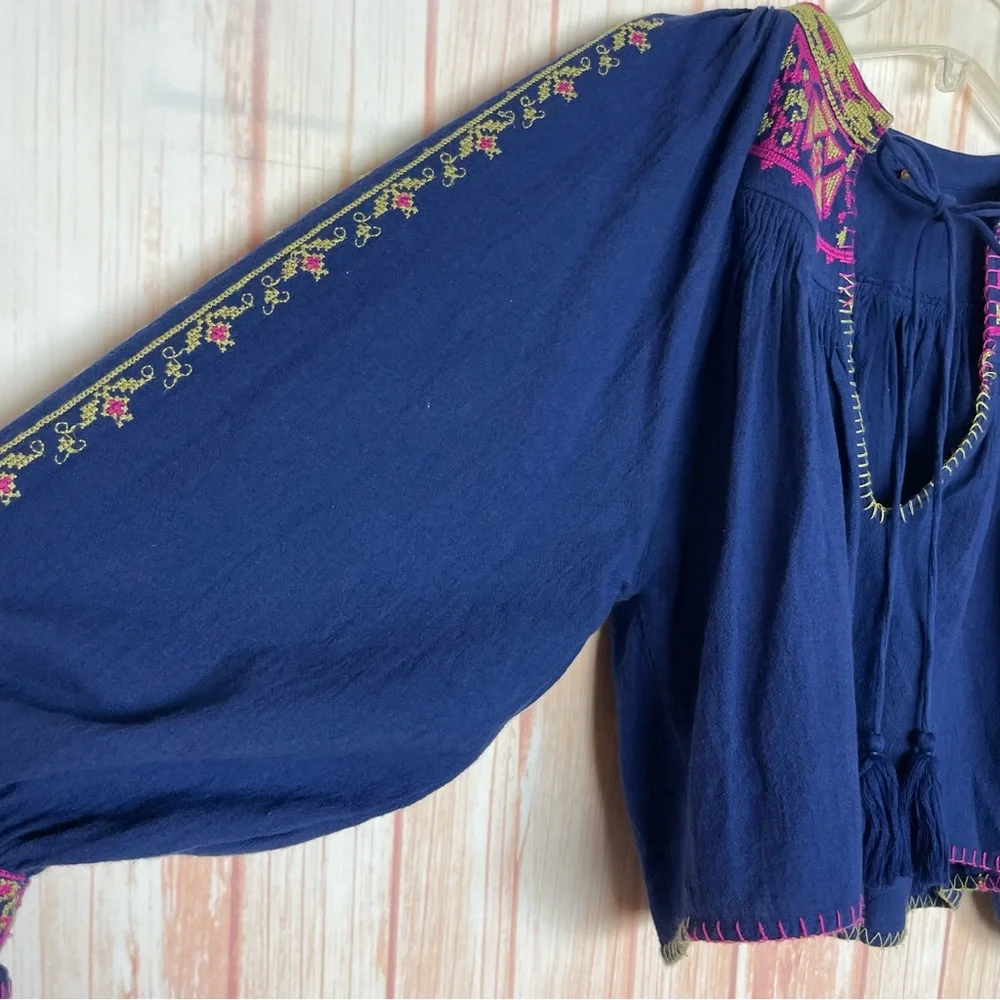 Free People Navy and Pink Embroidered Cropped Blouse (S/M) - Picture 5 of 11